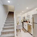 Elegant Urban Retreat - Walk To Patterson Park